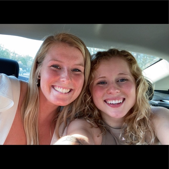 Meet your Posher, Emma - Picture 1 of 1